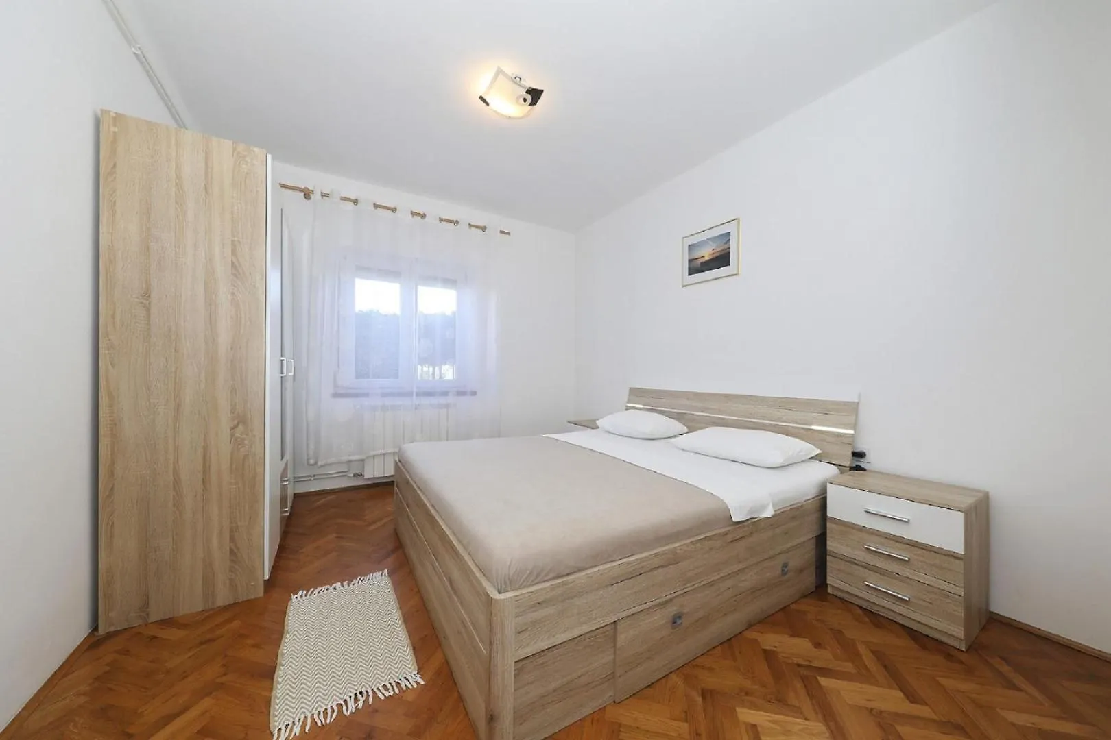 Konukevi Apartments Alicia Tkon